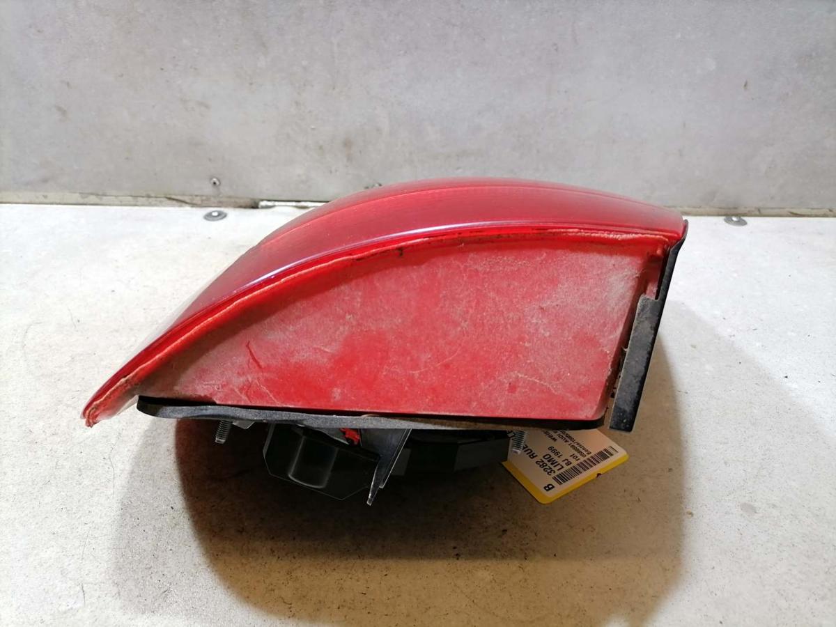 Audi A4 B5 Limousine Rücklicht Rückleuchte rechts BJ99 Audi A4 B5 Limousine Rücklicht Rückleuchte rechts BJ99